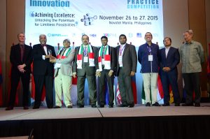 Winners of the 4th International Best Practice Competition, the Al Jazeera International Catering LLC and Dubai Corporation for Ambulance Services, pose with COER founder and head Dr. Robin Mann (left), general coordinator of the Dubai Government Excellence Program Dr. Ahmad Al-Nuseirat (third from right), and DAP Chairman Cayetano Paderanga, Jr. (right). 